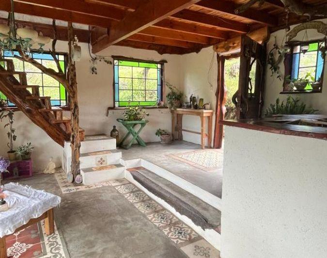 Casa · 284m² · 7 Ambientes · 1 Cochera