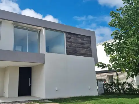 Casa en Alquiler en Puertos - Acacias, Countries y Barrios Cerrados en Escobar