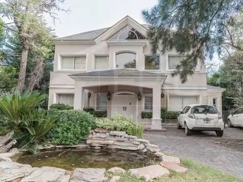 Casa en Alquiler en Saint Thomas, Countries y Barrios Cerrados en Esteban Echeverria