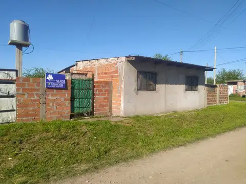 Casa en Venta en Mariano Acosta, Partido de Merlo