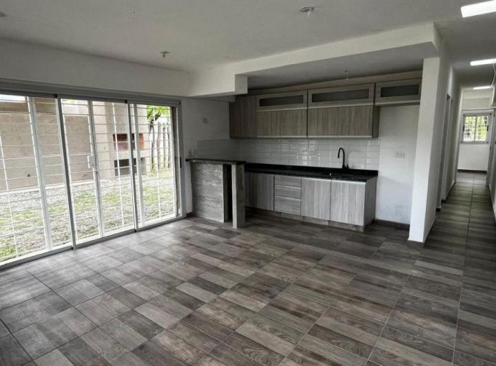Casa · 110m² · 3 Ambientes · 1 Cochera