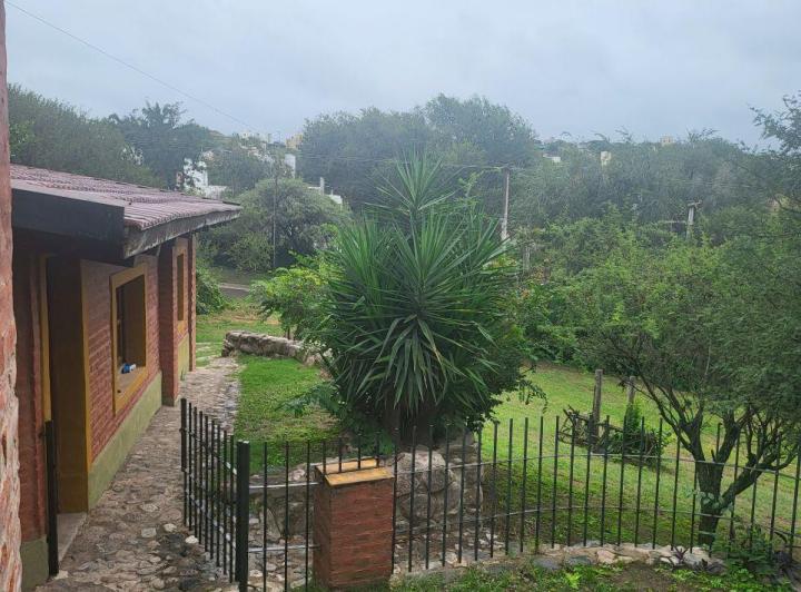 Casa · 300m² · 4 Ambientes · 2 Cocheras