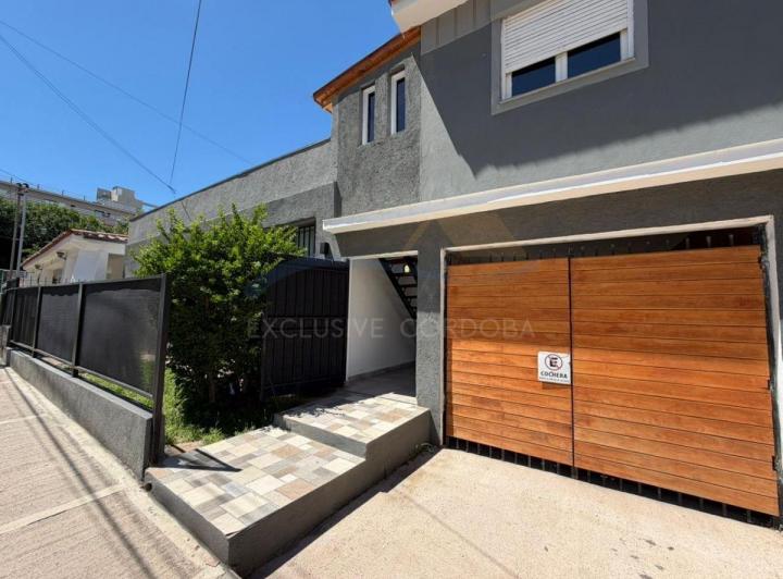 Casa · 160m² · 5 Ambientes · 1 Cochera