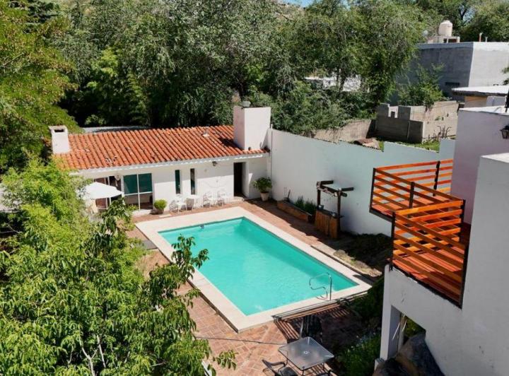 Casa · 325m² · 3 Ambientes