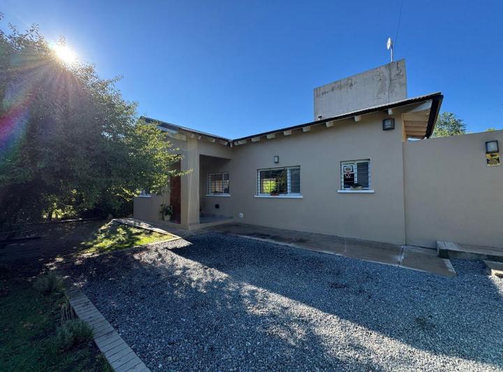 Casa · 282m² · 4 Ambientes · 1 Cochera