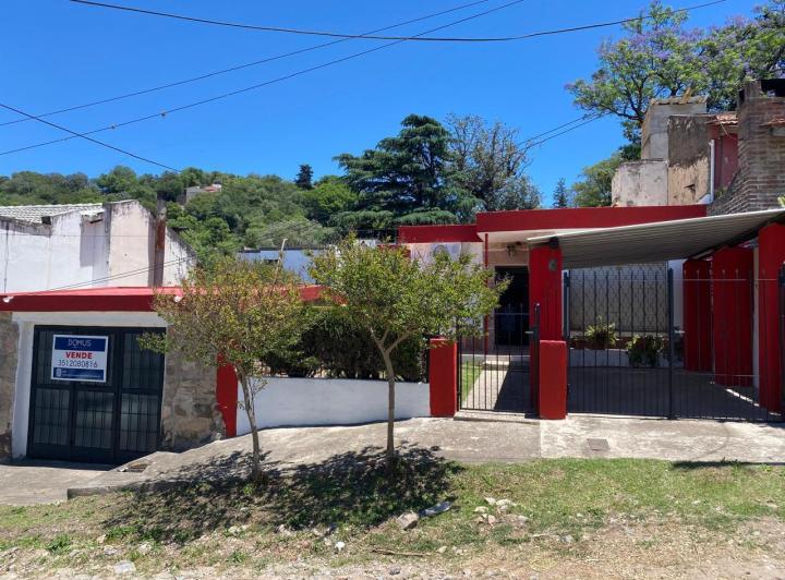 Casa · 169m² · 5 Ambientes · 2 Cocheras