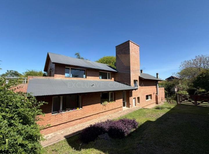 Casa · 400m² · 1 Ambiente