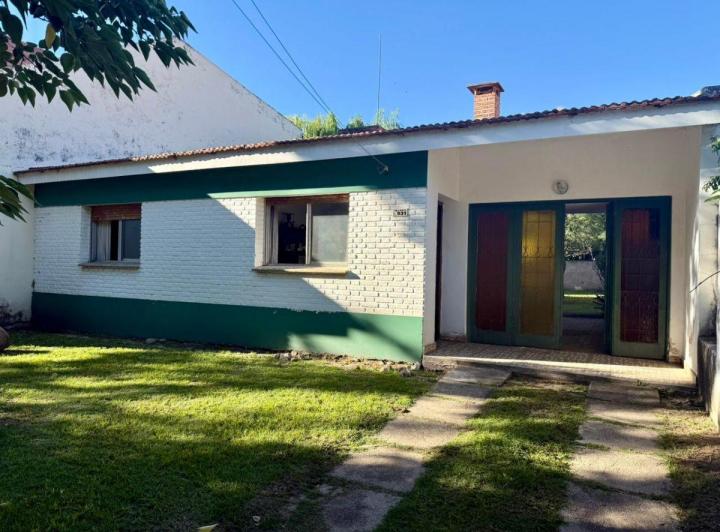 Casa · 80m² · 3 Ambientes · 1 Cochera