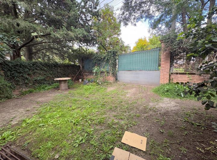 Casa · 340m² · 10 Ambientes · 4 Cocheras