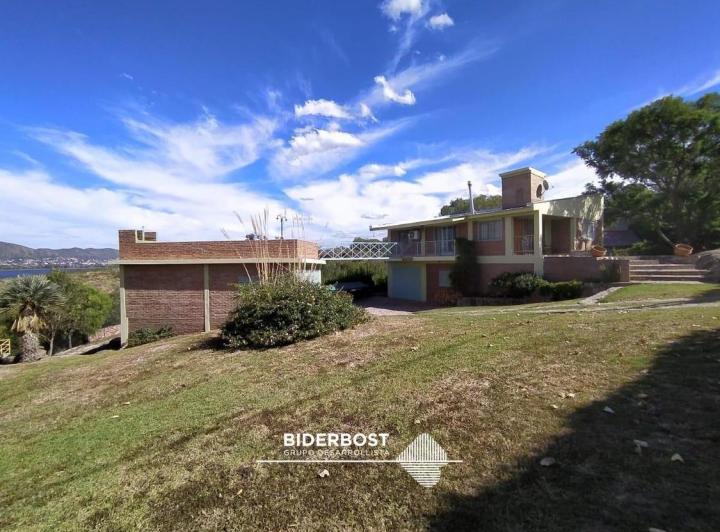 Casa · 160ha · 4 Ambientes