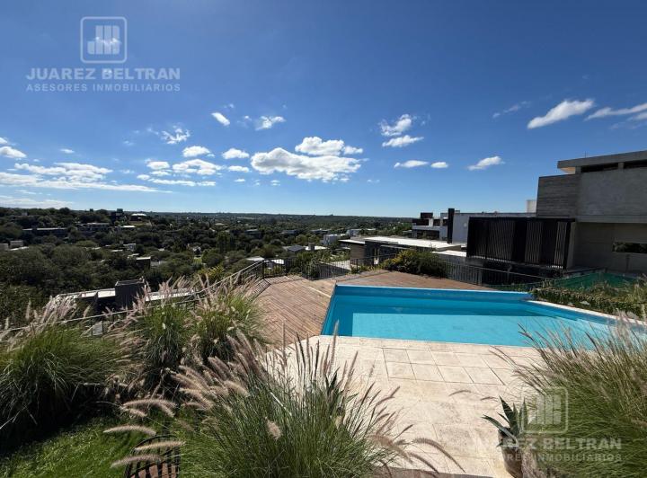 Casa · 560m² · 10 Ambientes · 5 Cocheras
