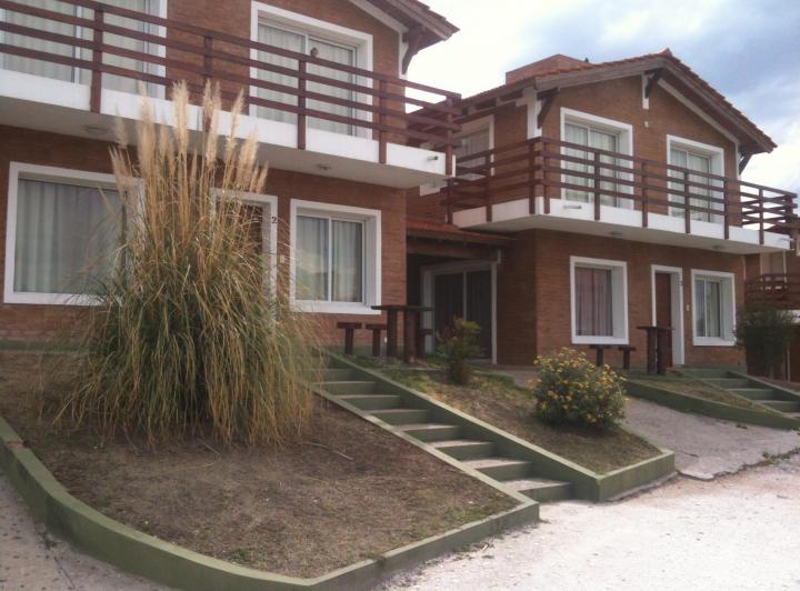 Casa · 2300m² · 11 Cocheras