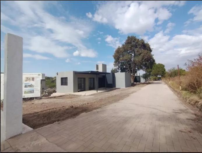 Casa · 84m² · 5 Ambientes