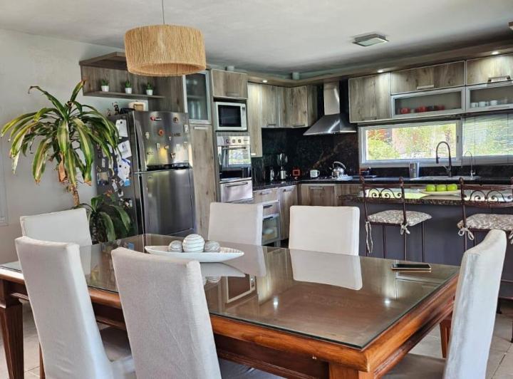Casa · 175m² · 4 Ambientes