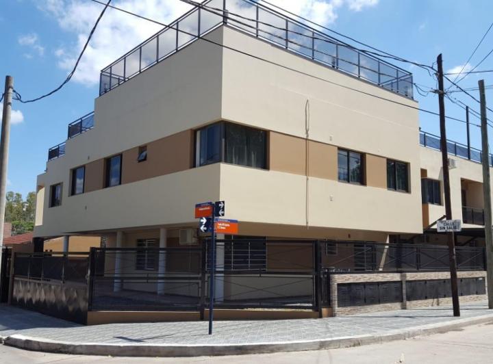 Departamento · 52m² · 2 Dormitorios · 1 Cochera