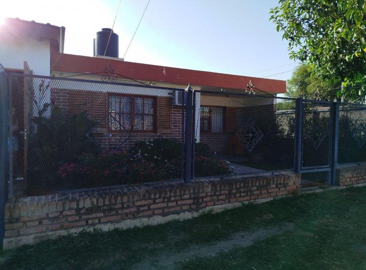 Casa · 166m² · 4 Ambientes · 2 Cocheras