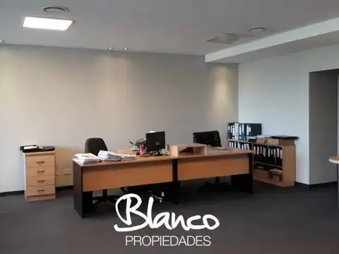 Oficina en Venta en Pilar Centro, Pilar