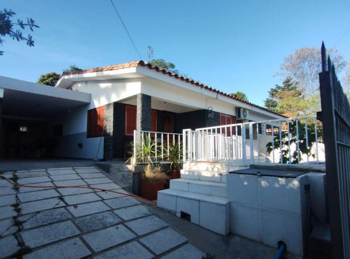 Casa · 100m² · 2 Dormitorios · 1 Cochera