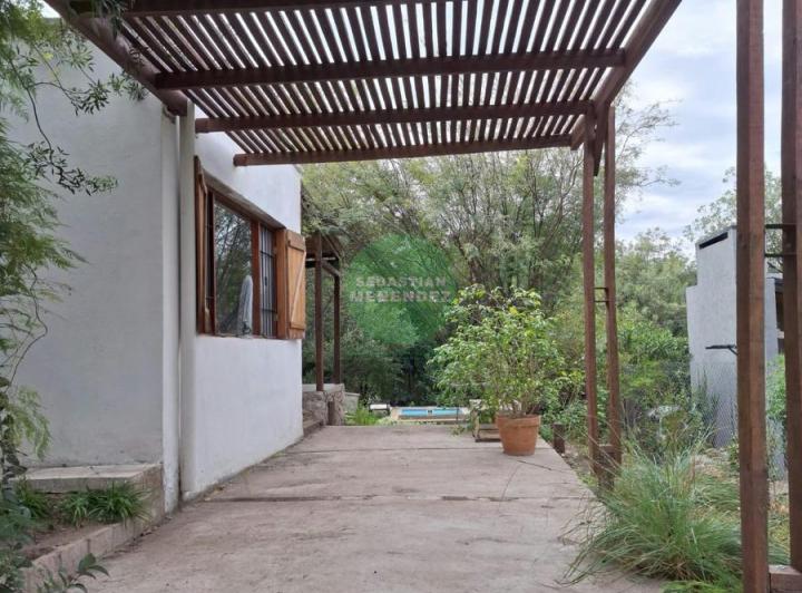 Casa · 172m² · 6 Ambientes · 2 Cocheras