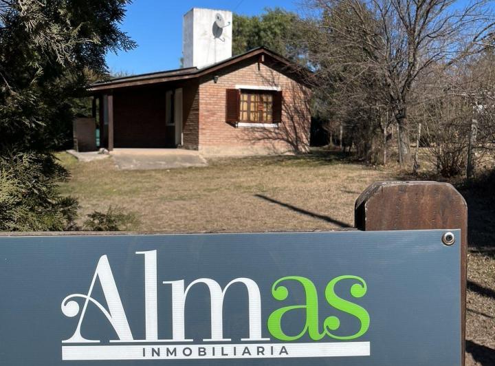 Casa · 81m² · 2 Ambientes · 1 Cochera