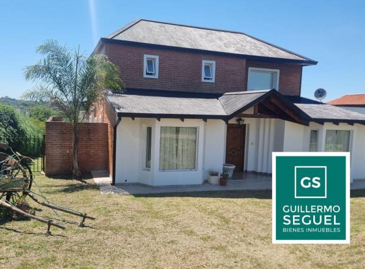 Casa · 353m² · 6 Ambientes · 2 Cocheras