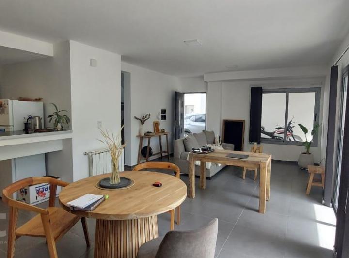 Departamento · 170m² · 6 Ambientes · 2 Cocheras