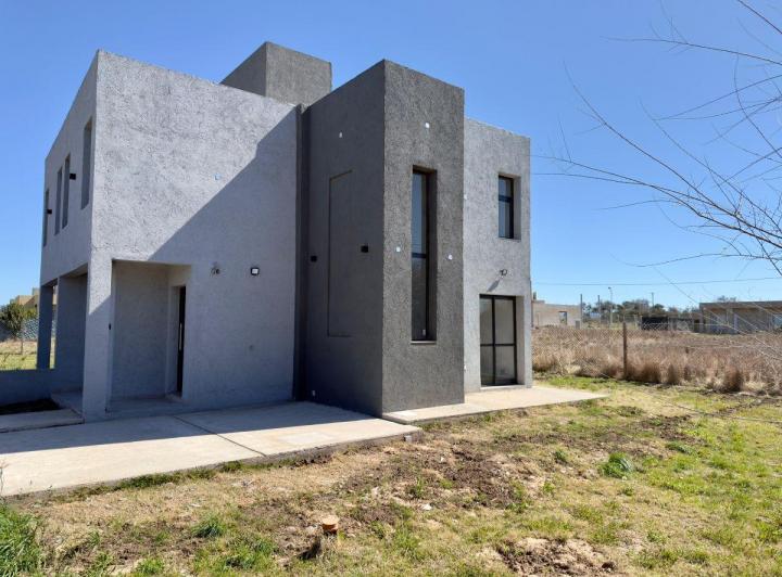 Casa · 85m² · 5 Ambientes