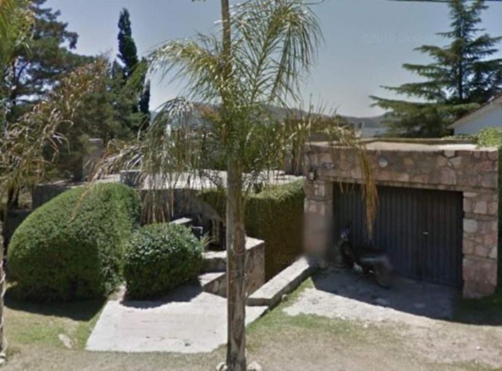 Casa · 140m² · 7 Ambientes · 1 Cochera