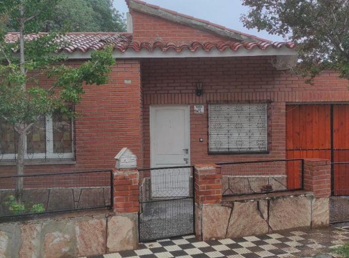 Casa · 83m² · 1 Ambiente · 1 Cochera