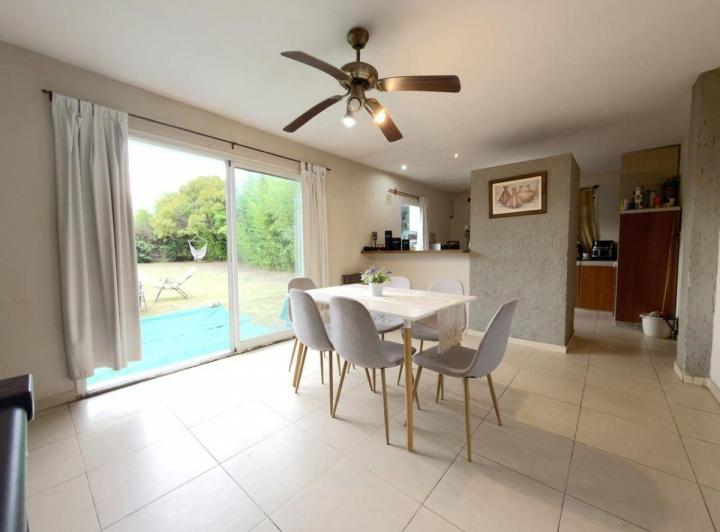 Casa · 166m² · 3 Ambientes · 2 Cocheras