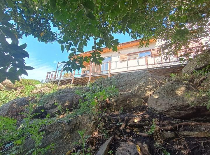 Casa · 90m² · 6 Ambientes