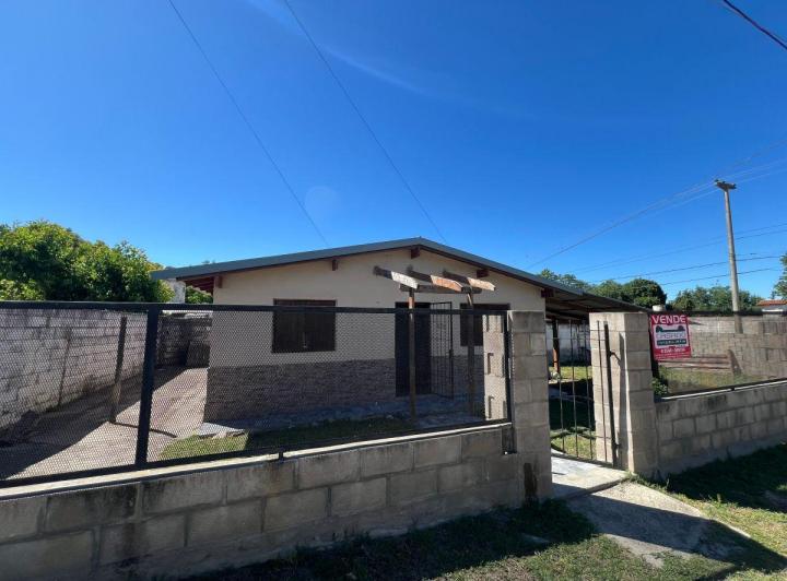 Casa · 90m² · 2 Ambientes · 1 Cochera