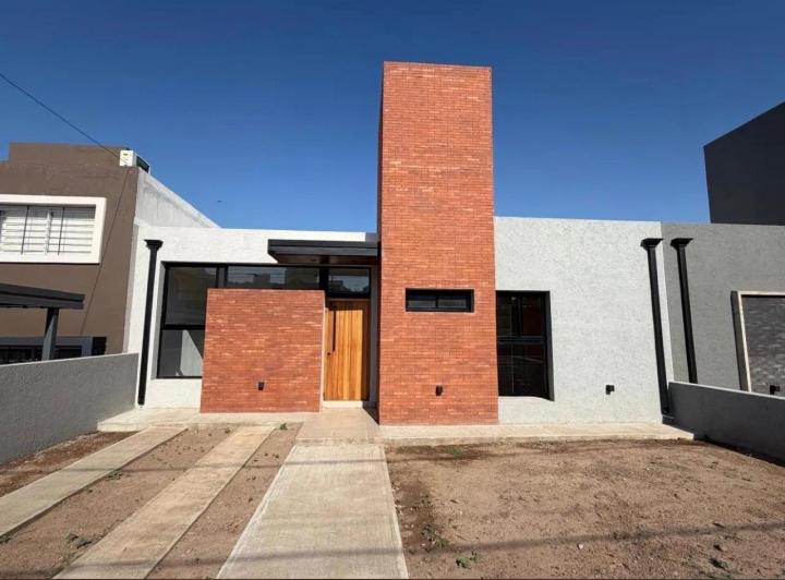 Casa · 78m² · 6 Ambientes