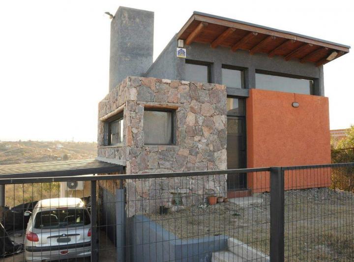 Casa · 120m² · 1 Dormitorio · 1 Cochera