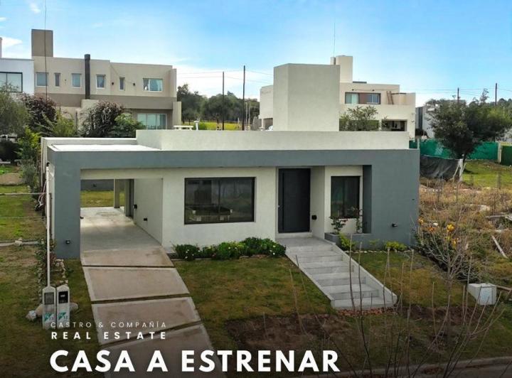 Casa · 150m² · 5 Ambientes · 1 Cochera