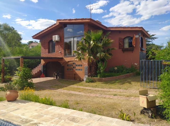 Casa · 120m² · 4 Ambientes · 1 Cochera