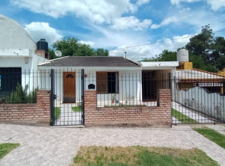 Casa · 131m² · 5 Ambientes · 2 Cocheras