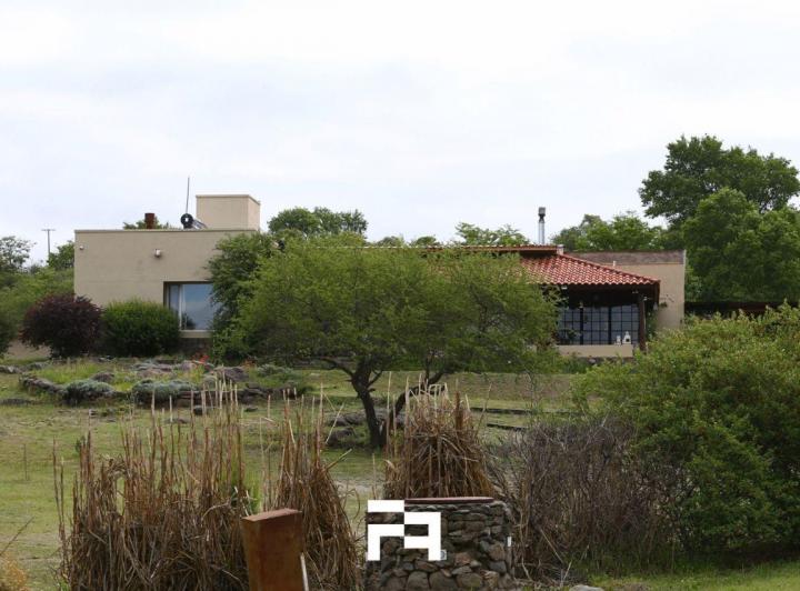 Casa · 409m² · 5 Ambientes · 2 Cocheras