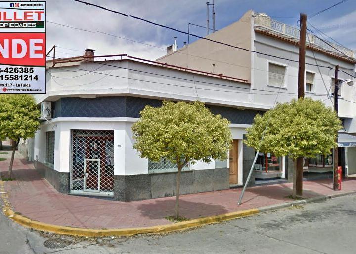 Casa · 328m² · 4 Ambientes · 1 Cochera