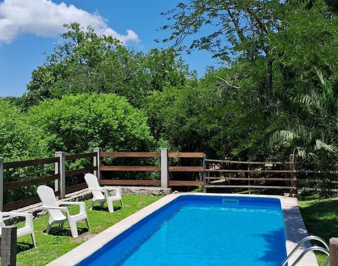 Casa · 220m² · 2 Dormitorios · 1 Cochera