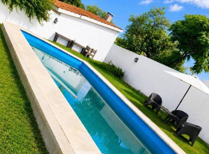 Casa · 227m² · 9 Ambientes