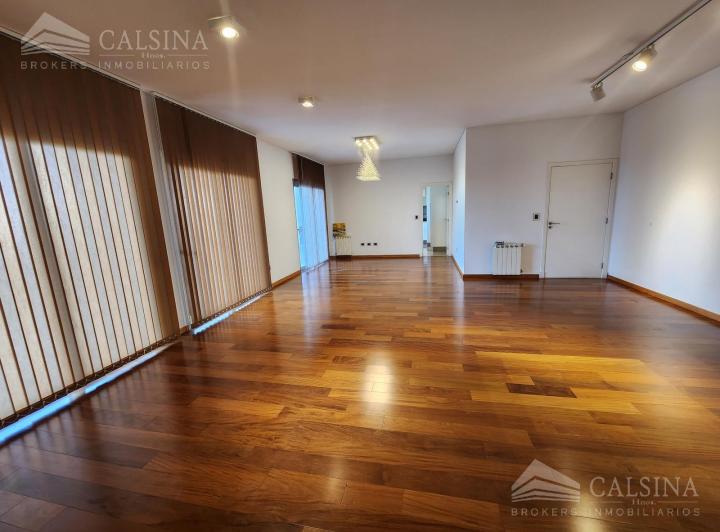 Departamento · 275m² · 3 Dormitorios · 2 Cocheras