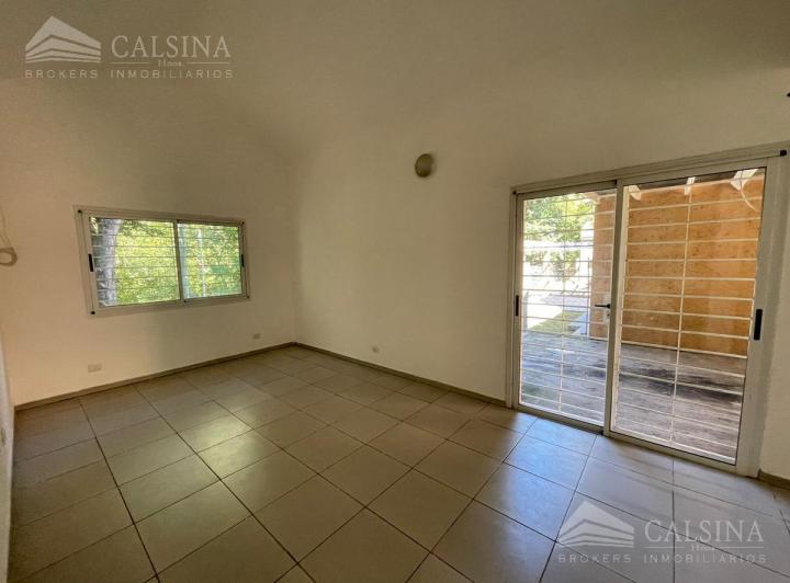 Casa · 95m² · 2 Ambientes · 1 Cochera