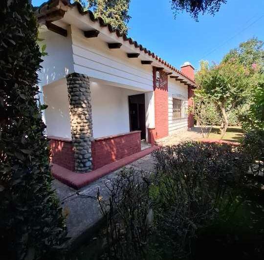 Casa · 189m² · 4 Ambientes · 2 Cocheras