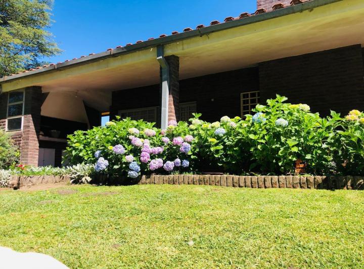 Casa · 450m² · 7 Ambientes