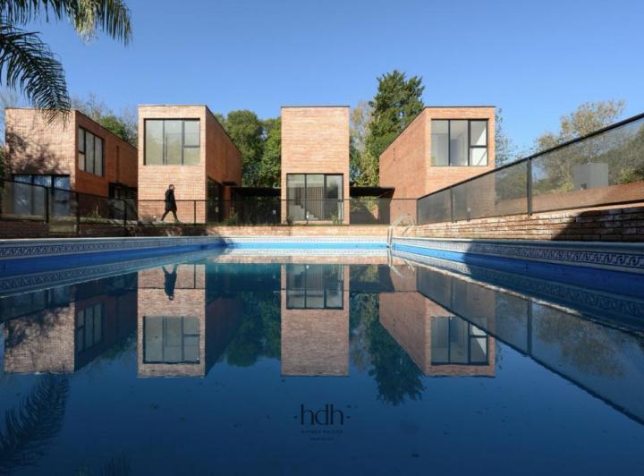 Casa · 80m² · 9 Ambientes · 1 Cochera