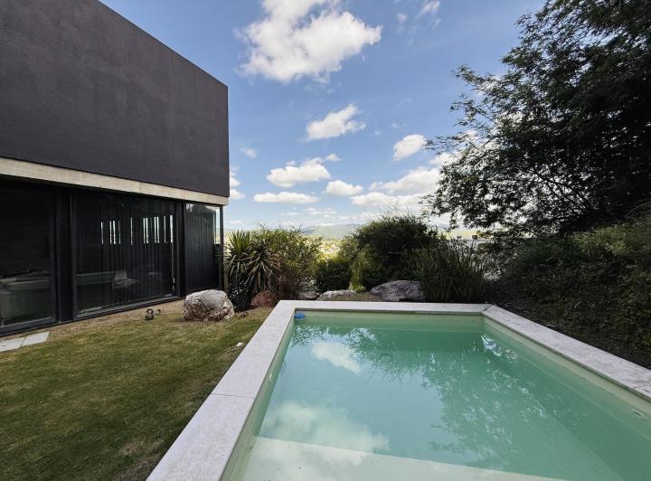 Casa · 280ha · 3 Ambientes