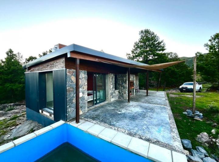 Casa · 80m² · 2 Ambientes · 1 Cochera