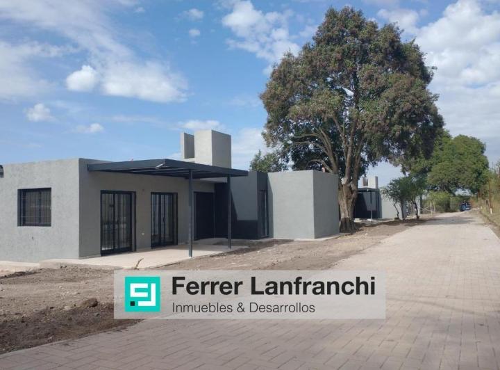 Casa · 84m² · 5 Ambientes · 1 Cochera