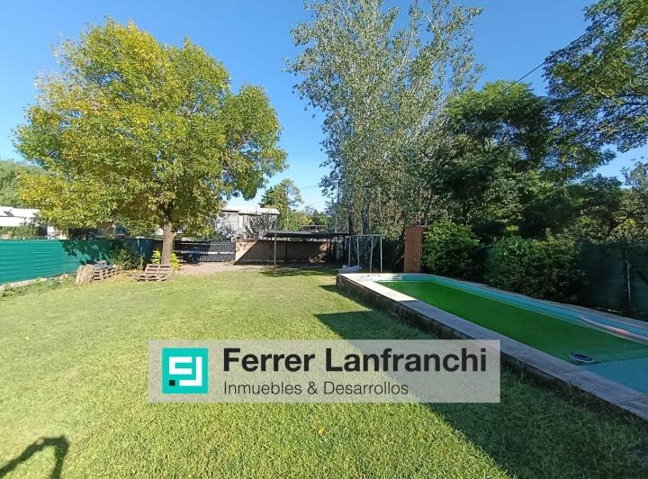 Casa · 200m² · 6 Ambientes · 2 Cocheras